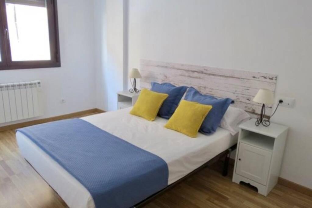 Apartamento Siente Sobrarbe En Aínsa Exterior foto